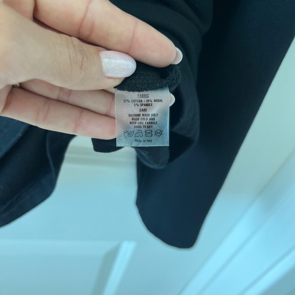 Men’s Black Half-Zip Pullover – Size XL – Stretch & Moisture-Wicking - Picture 3 of 4